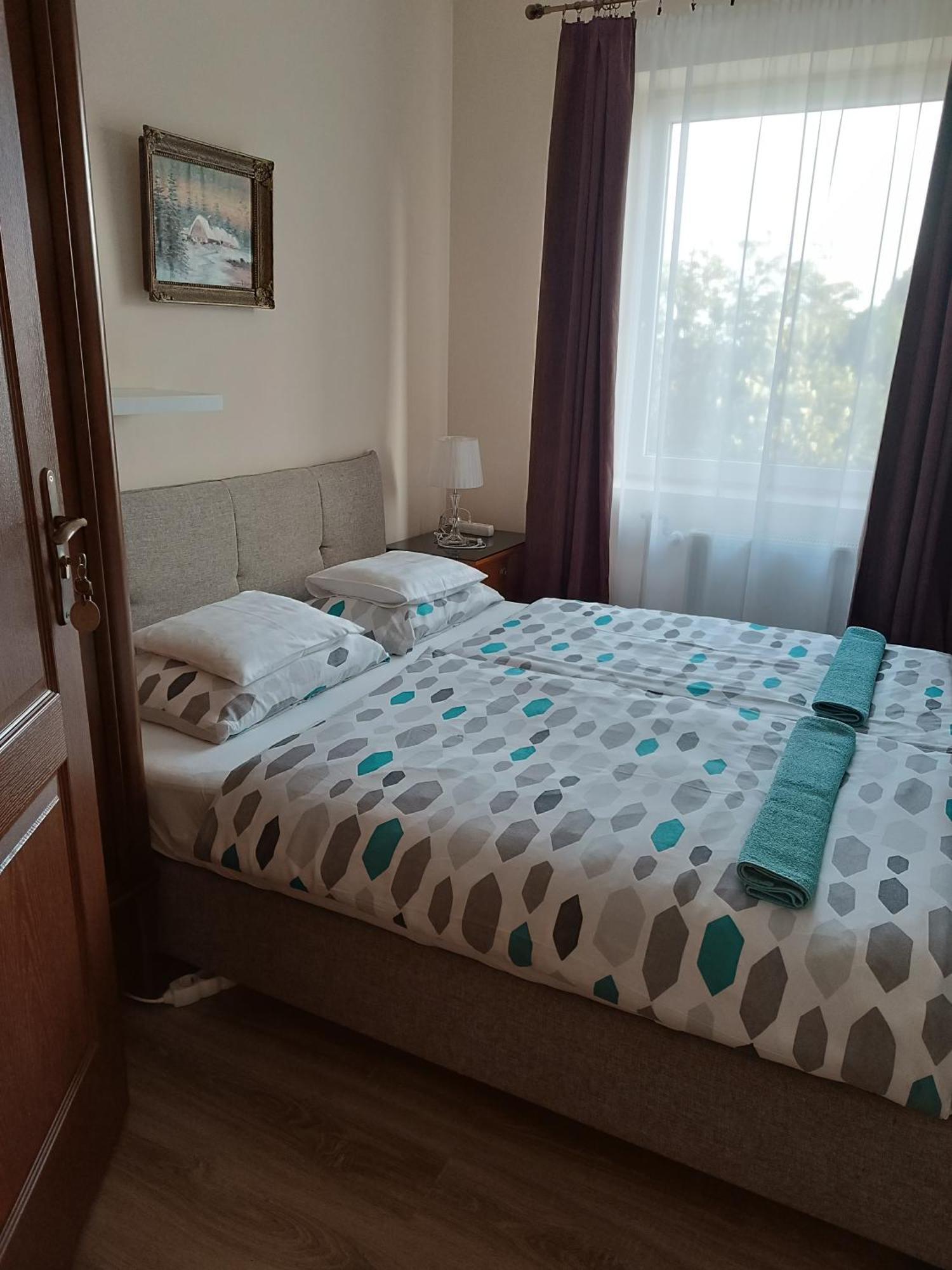 Bed and Breakfast Szilvia Panzio Gyomaendrőd Esterno foto